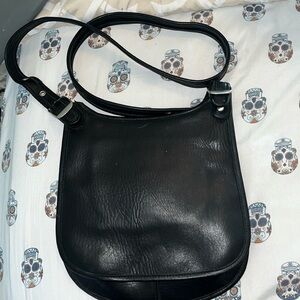 Vintage Coach Black Leather Slim Hippie Flap Costa Rica 9134 Crossbody Bag Purse